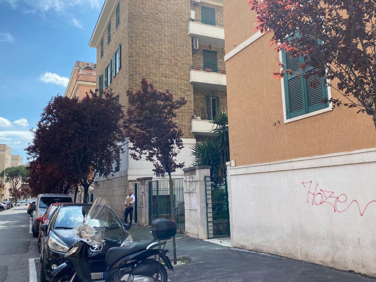 Hemingway Apartment At Vatican โรม ภายนอก รูปภาพ